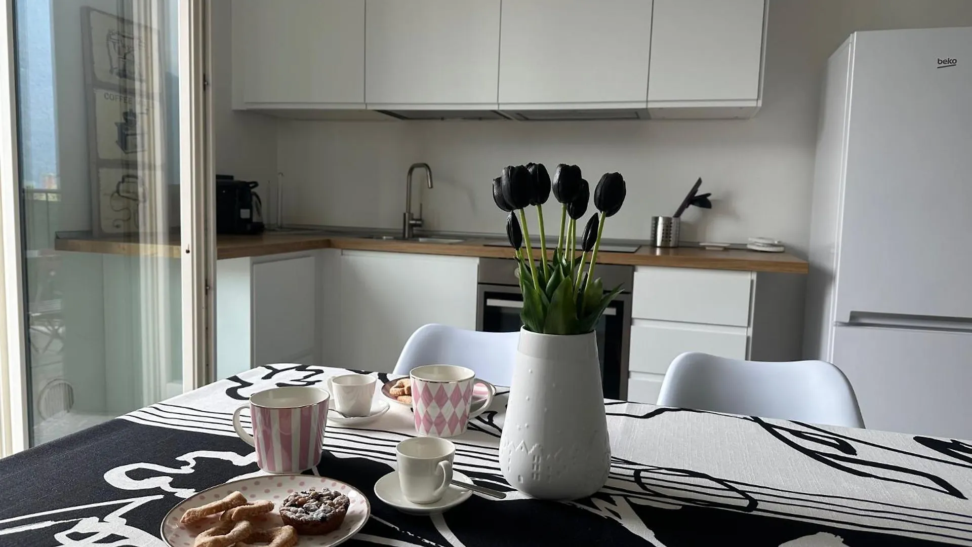 Apartment Leon Home - La Casa Di Leon Abbadia Lariana Italy