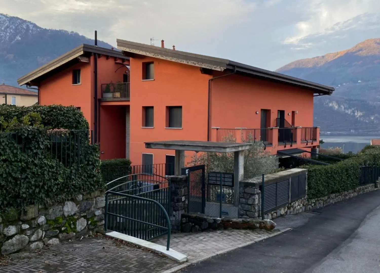 Lejlighed Leon Home - La Casa Di Leon Abbadia Lariana