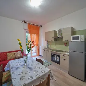 Apartment Casa Della Nonna, Abbadia Lariana