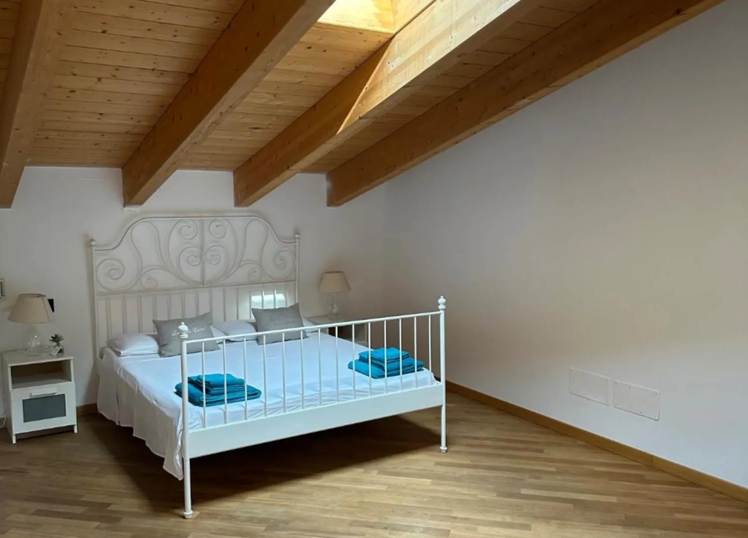 Leon Home - La Casa Di Leon Abbadia Lariana Italy